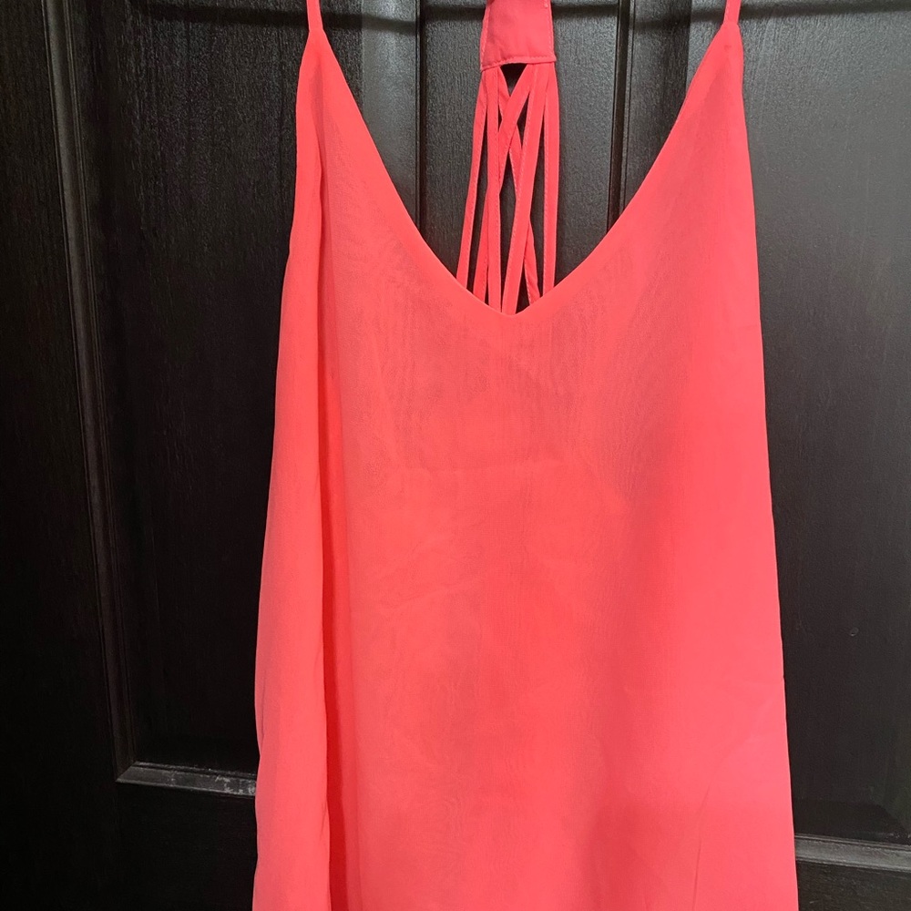 Pink tank top